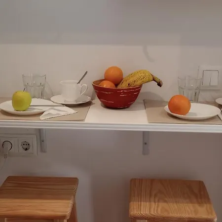 El Laurel Y El Limonero.